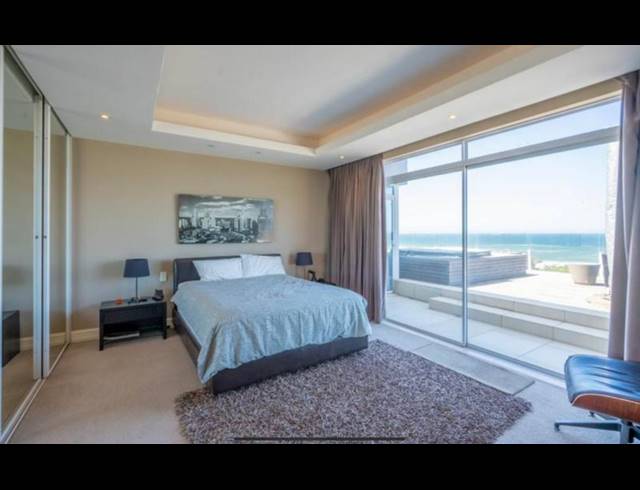 4 BEDROOM HOUSE FOR SALE IN UMHLANGA ROCKS